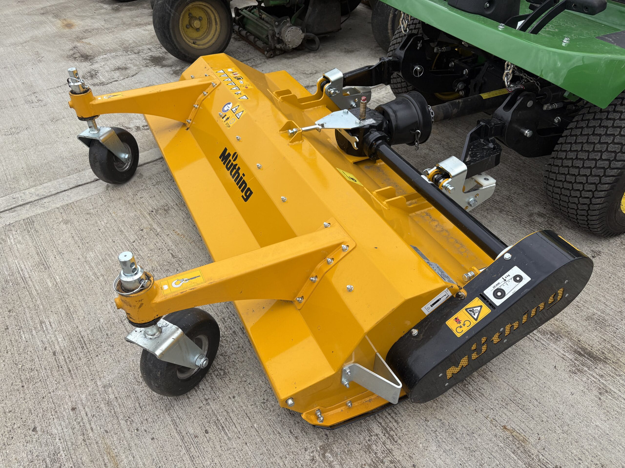 Muthing MU-FM160 JD Outfront Flail Mower Demo - Desbrozadora de martillos: foto 3 Muthing MU-FM160 JD Outfront Flail Mower Demo - Desbrozadora de martillos: foto 3