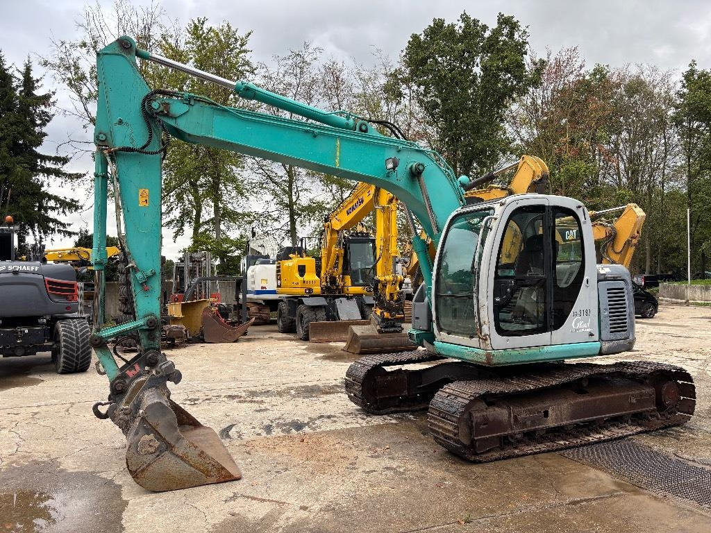 Kobelco SK 135 - Excavadora de cadenas: foto 1 Kobelco SK 135 - Excavadora de cadenas: foto 1