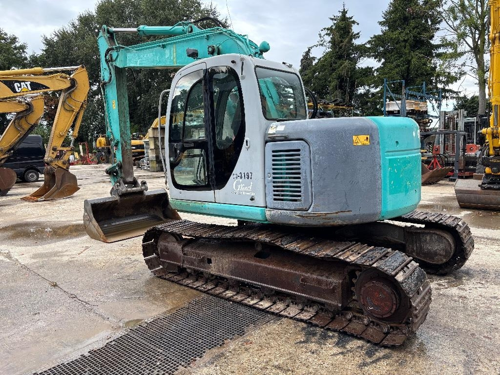Kobelco SK 135 - Excavadora de cadenas: foto 2 Kobelco SK 135 - Excavadora de cadenas: foto 2