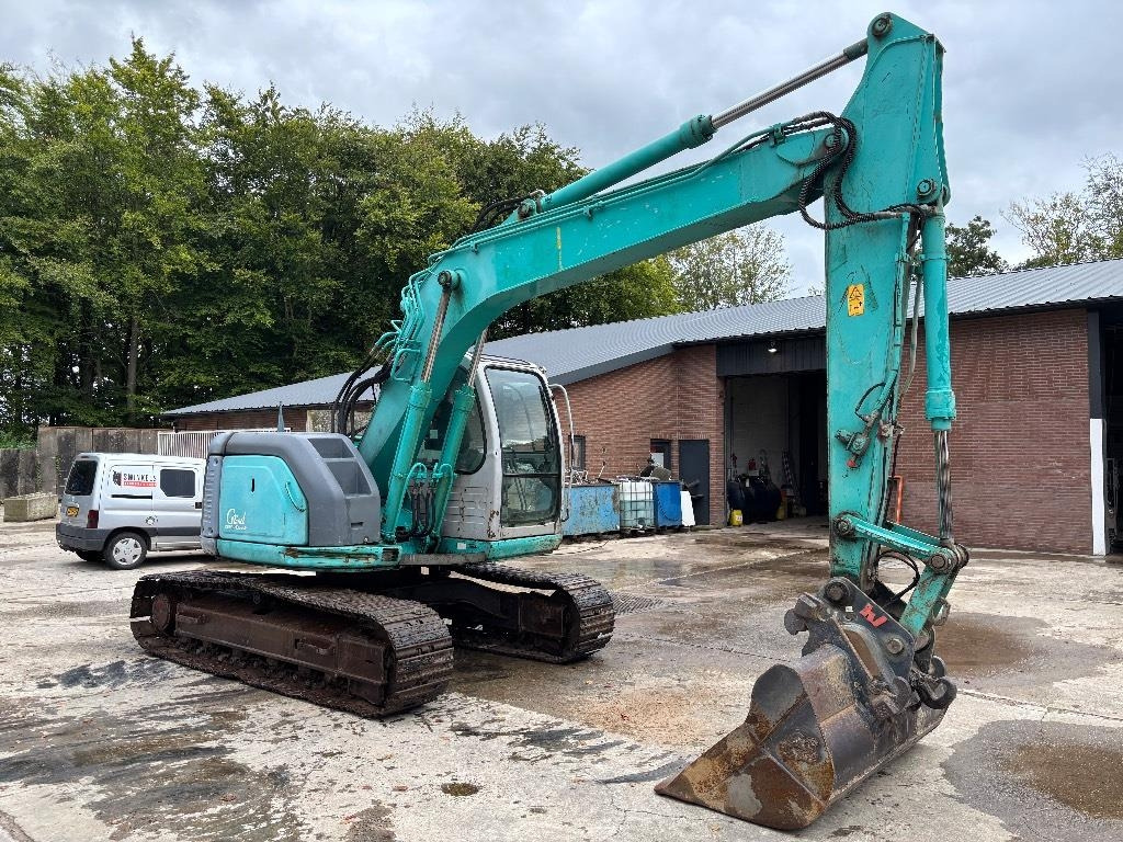Kobelco SK 135 - Excavadora de cadenas: foto 4 Kobelco SK 135 - Excavadora de cadenas: foto 4