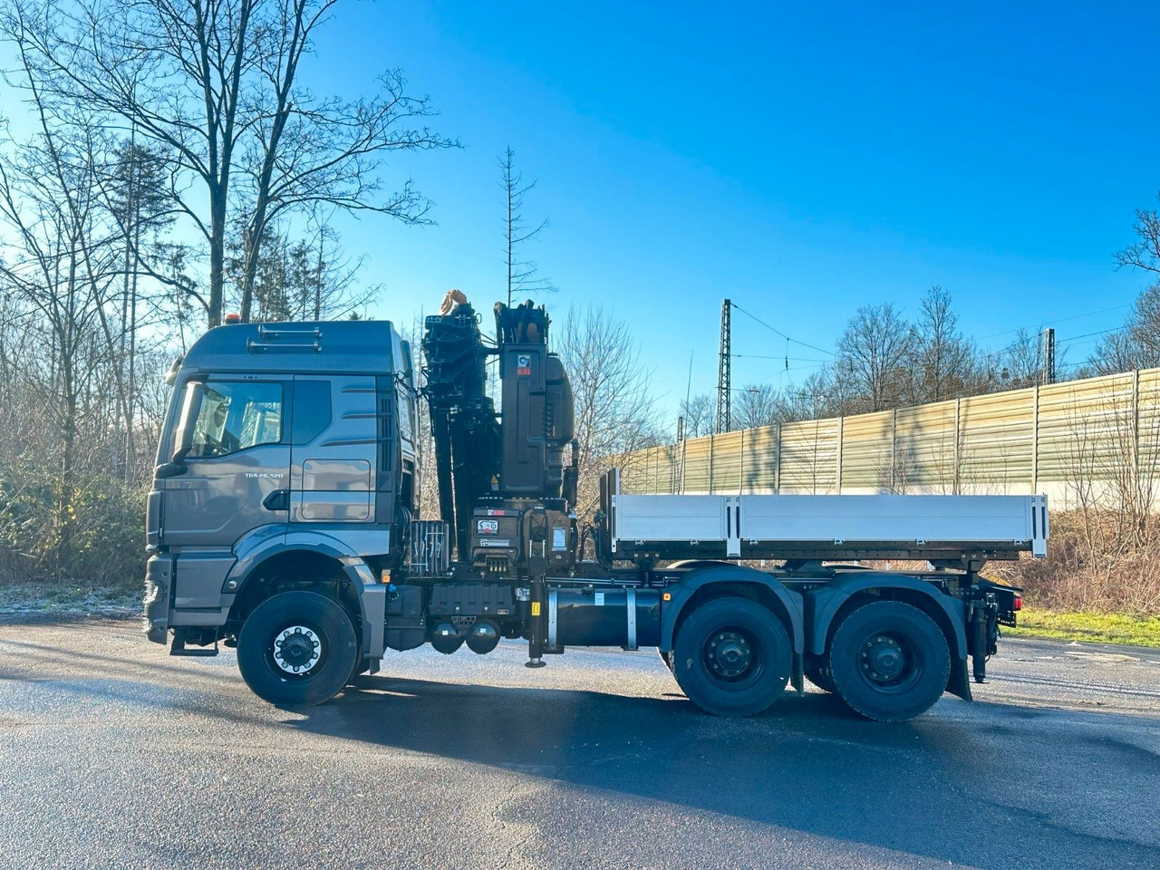 MAN TGS 26.520 6x6 Kran HIAB X-HIPRO 548E-8 - Cabeza tractora: foto 5 MAN TGS 26.520 6x6 Kran HIAB X-HIPRO 548E-8 - Cabeza tractora: foto 5