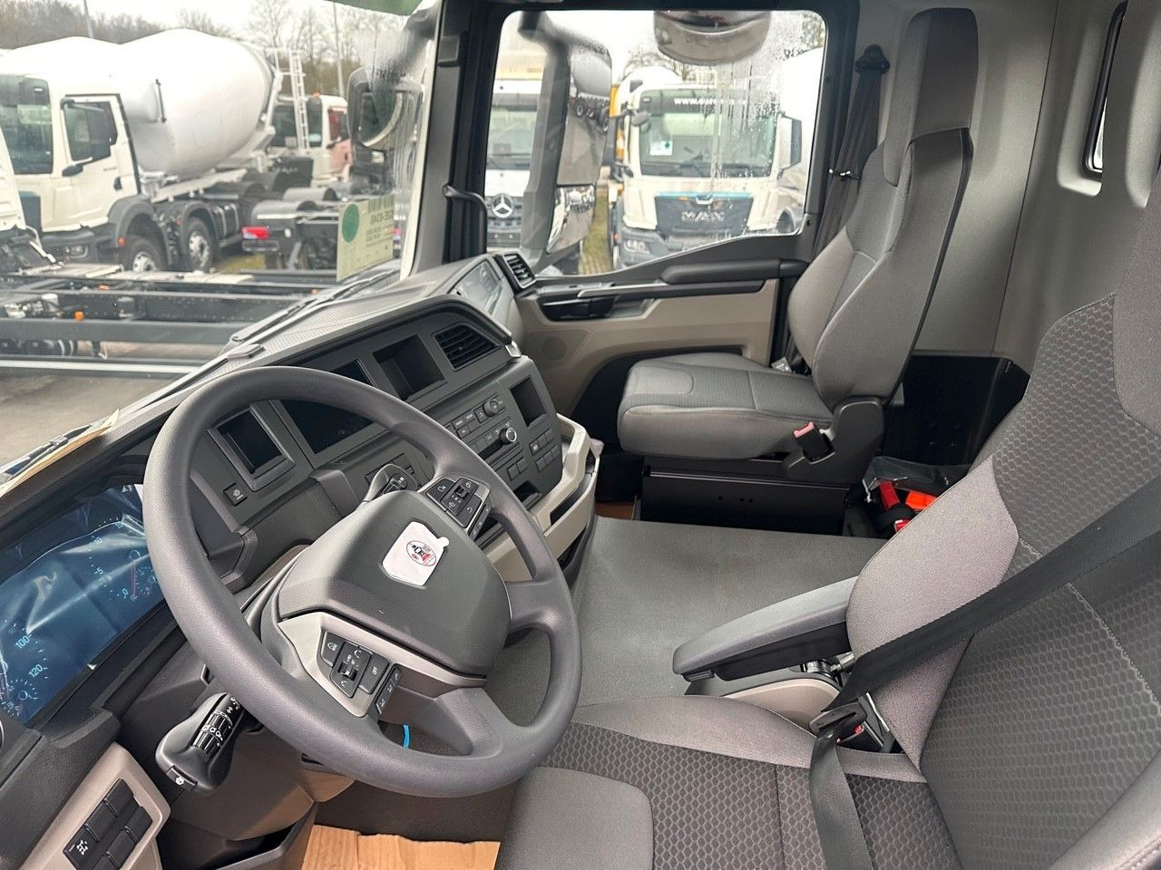 MAN TGS 18.400 4x4 Euro 6e Hyva Absetzkipper - Camión volquete, Camión grúa: foto 4 MAN TGS 18.400 4x4 Euro 6e Hyva Absetzkipper - Camión volquete, Camión grúa: foto 4