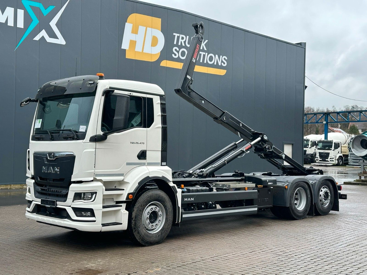 MAN TGS 26.470 6x2 Retarder MulitLift 21S59 - Camión multibasculante, Camión grúa: foto 2 MAN TGS 26.470 6x2 Retarder MulitLift 21S59 - Camión multibasculante, Camión grúa: foto 2