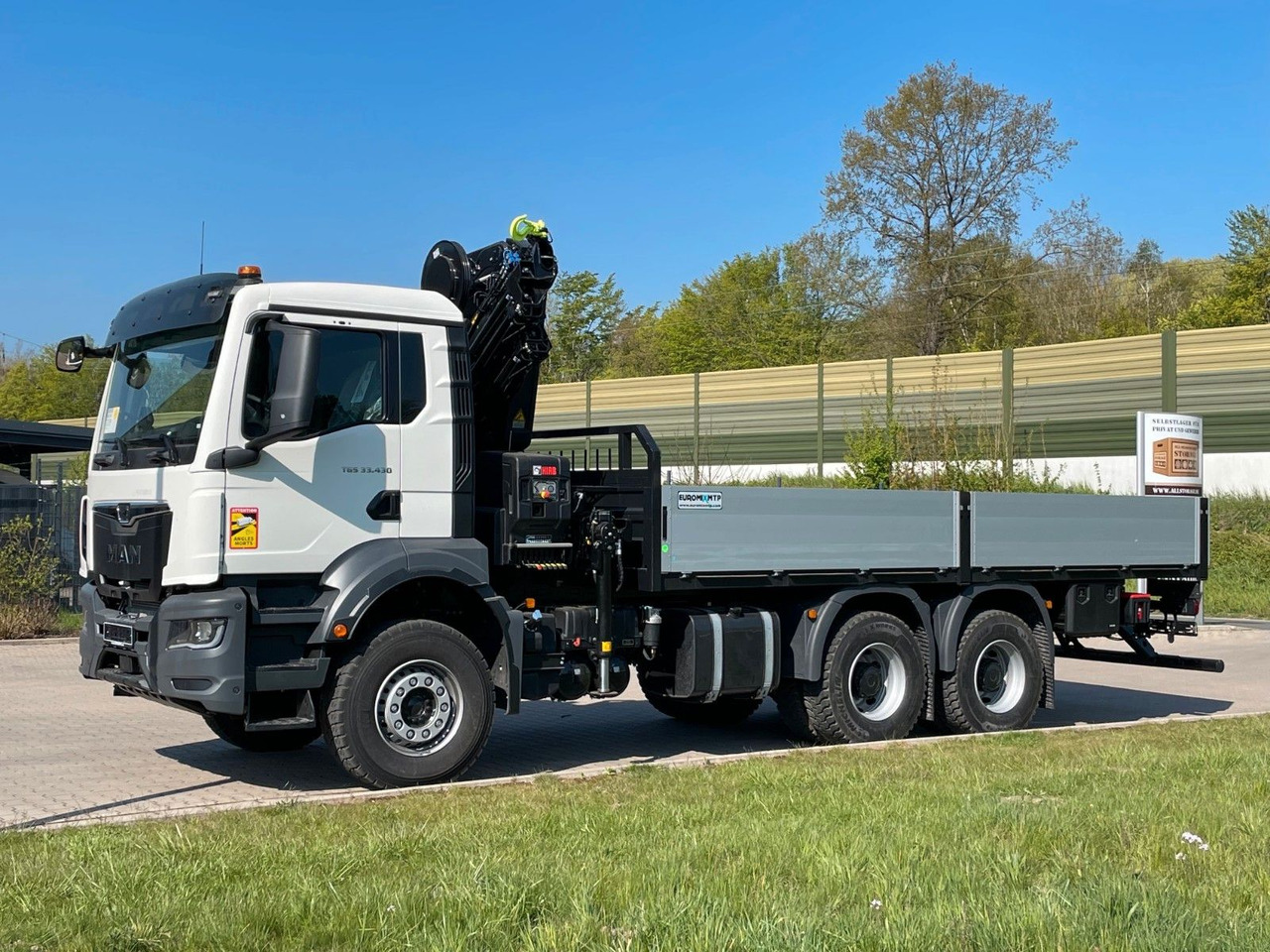 MAN TGS 33.440 6x4 HIAB 228-6 - Camión grúa: foto 4 MAN TGS 33.440 6x4 HIAB 228-6 - Camión grúa: foto 4