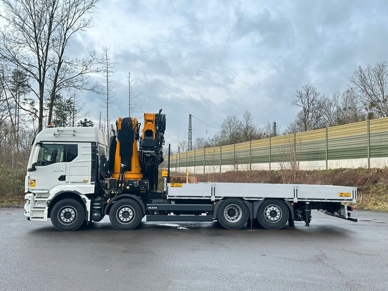 MAN TGS 35.520 8X2 Hiab EFFER 955-8s +Jib 6s - Camión grúa: foto 5 MAN TGS 35.520 8X2 Hiab EFFER 955-8s +Jib 6s - Camión grúa: foto 5