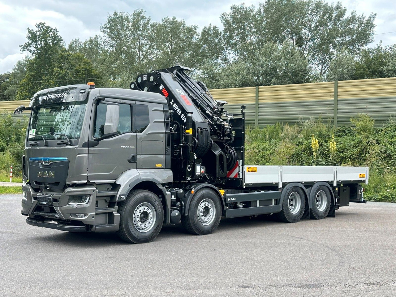 MAN TGS 35.520 8x4 BL HIAB X-HiPro858E-8 & Jib150x-6 - Camión grúa: foto 4 MAN TGS 35.520 8x4 BL HIAB X-HiPro858E-8 & Jib150x-6 - Camión grúa: foto 4