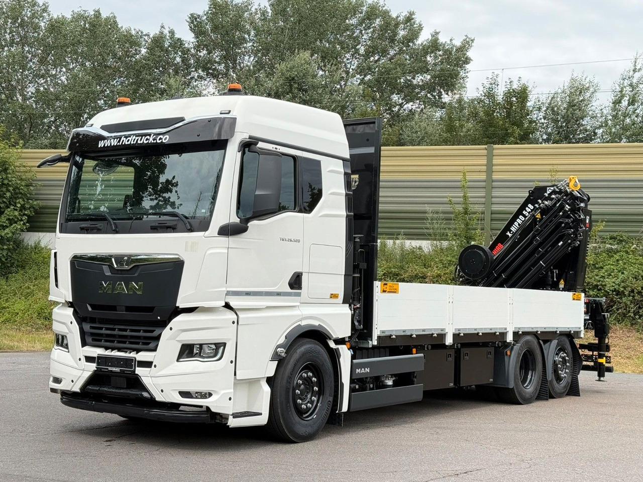 MAN TGX 26.520 TG3 Retarder / 6X2 Hiab 548 E 8 - Camión grúa: foto 3 MAN TGX 26.520 TG3 Retarder / 6X2 Hiab 548 E 8 - Camión grúa: foto 3