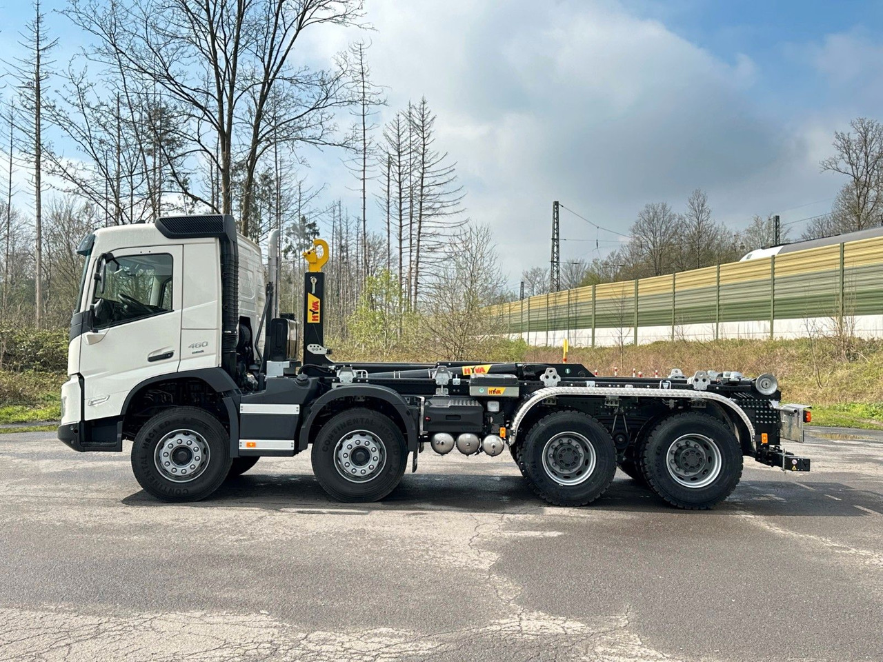 Volvo FMX 460 8x4 Hiab MultLift Abrollkipper Euro6e - Camión multibasculante, Camión grúa: foto 3 Volvo FMX 460 8x4 Hiab MultLift Abrollkipper Euro6e - Camión multibasculante, Camión grúa: foto 3
