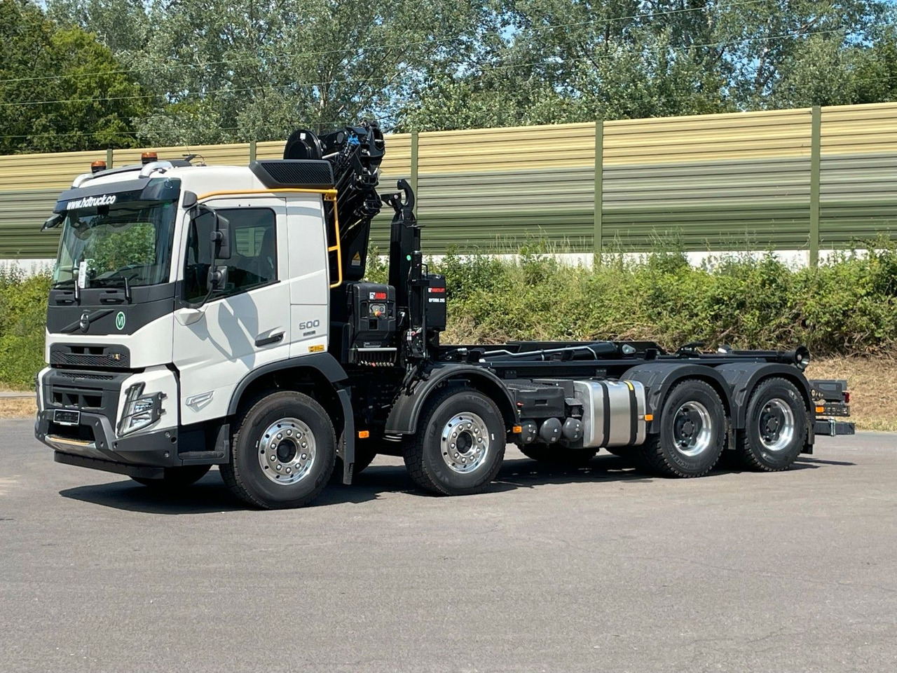 Volvo FMX 500 8x4 Abrollkipper + Kran Hiab 228-6 - Camión multibasculante, Camión grúa: foto 3 Volvo FMX 500 8x4 Abrollkipper + Kran Hiab 228-6 - Camión multibasculante, Camión grúa: foto 3