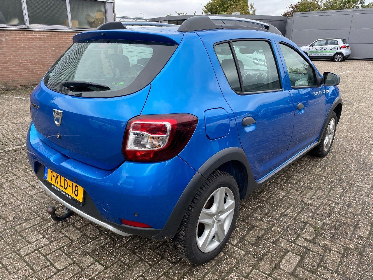 Dacia Sandero 0.9 TCe Stepway Lauréate | 2013 | 116.155 km | 1KLD18 | NAP: Logisch - Hatchback: foto 4 Dacia Sandero 0.9 TCe Stepway Lauréate | 2013 | 116.155 km | 1KLD18 | NAP: Logisch - Hatchback: foto 4