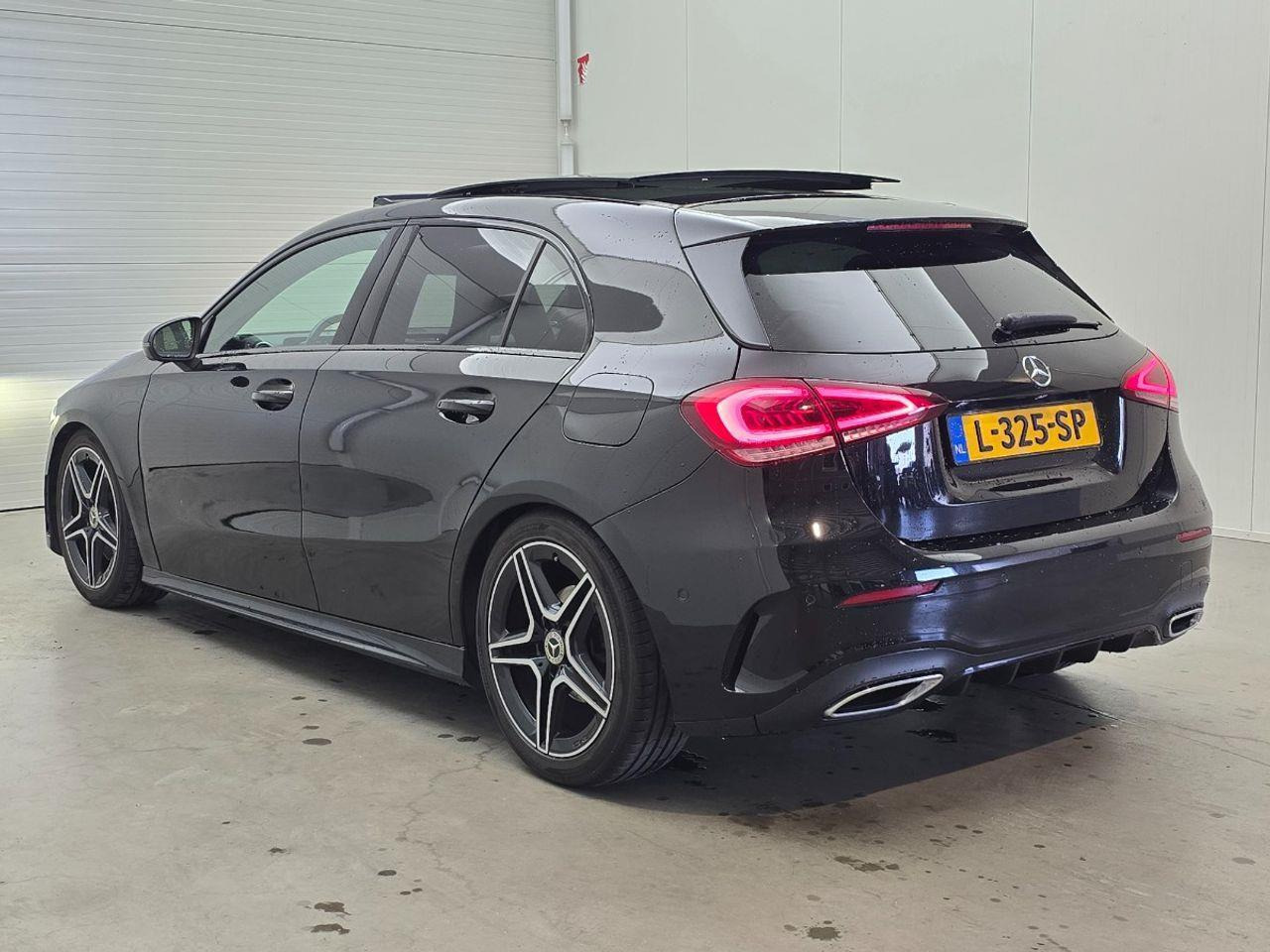 Mercedes - Benz A - klasse 220 Premium | 2019 | 95.577 km | L325SP | NAP: Geen oordeel - Coche: foto 3 Mercedes - Benz A - klasse 220 Premium | 2019 | 95.577 km | L325SP | NAP: Geen oordeel - Coche: foto 3