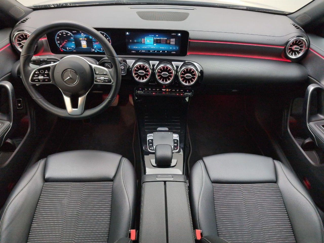 Mercedes-Benz CLA-klasse Shooting Brake 220 Advantage | 2020 | 57.398 km | Automaat | H952FP | NAP: Logisch - Coche: foto 5 Mercedes-Benz CLA-klasse Shooting Brake 220 Advantage | 2020 | 57.398 km | Automaat | H952FP | NAP: Logisch - Coche: foto 5