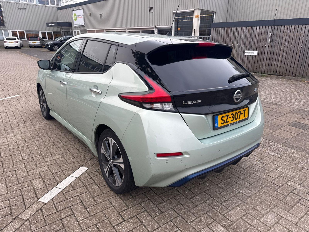 Nissan LEAF 2.ZERO EDITION 40 kWh | 2018 | 118.966 km | Automaat | SZ307T | NAP: Logisch - Hatchback: foto 3 Nissan LEAF 2.ZERO EDITION 40 kWh | 2018 | 118.966 km | Automaat | SZ307T | NAP: Logisch - Hatchback: foto 3