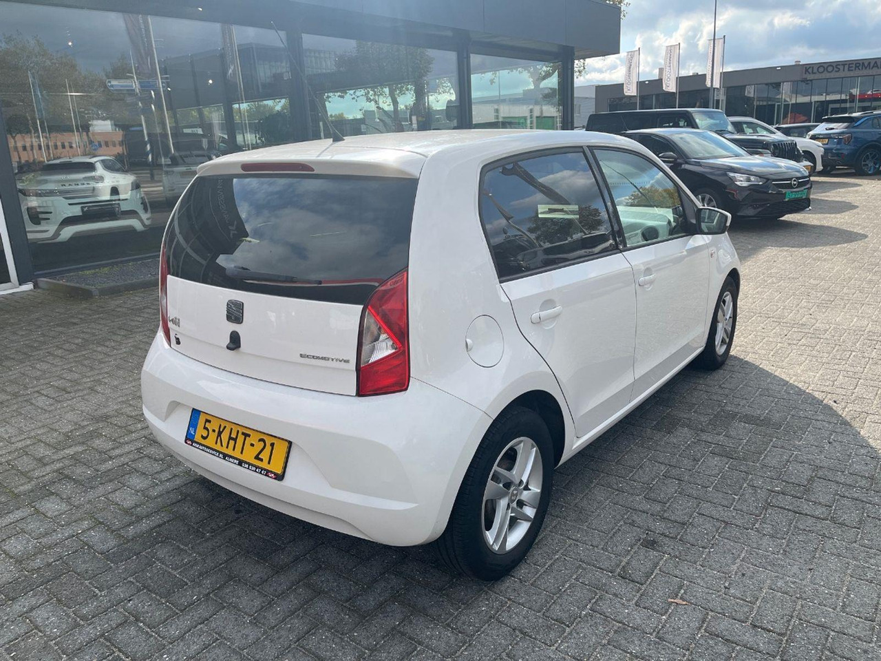 SEAT Mii 1.0 Chill Out | 2013 | 95.838 km | 5KHT21 | NAP: Logisch - Hatchback: foto 4 SEAT Mii 1.0 Chill Out | 2013 | 95.838 km | 5KHT21 | NAP: Logisch - Hatchback: foto 4