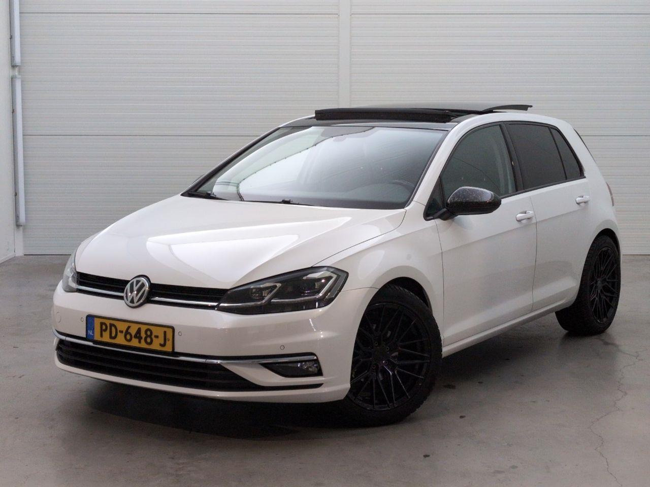 Volkswagen Golf 1.0 TSI Highline | 2017 | 250.662 km | PD648J | NAP: Logisch - Hatchback: foto 1 Volkswagen Golf 1.0 TSI Highline | 2017 | 250.662 km | PD648J | NAP: Logisch - Hatchback: foto 1