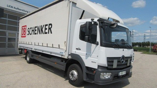 Mercedes-Benz 1524L Pr.LBW, Klima, Sperre, 7,7m, Schiebepl. - Camión lona: foto 2 Mercedes-Benz 1524L Pr.LBW, Klima, Sperre, 7,7m, Schiebepl. - Camión lona: foto 2