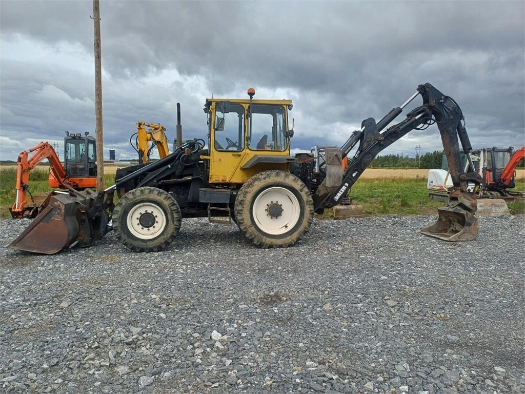 Valmet Valtra 8000 kallistuva luiskakauha - Retroexcavadora: foto 2 Valmet Valtra 8000 kallistuva luiskakauha - Retroexcavadora: foto 2