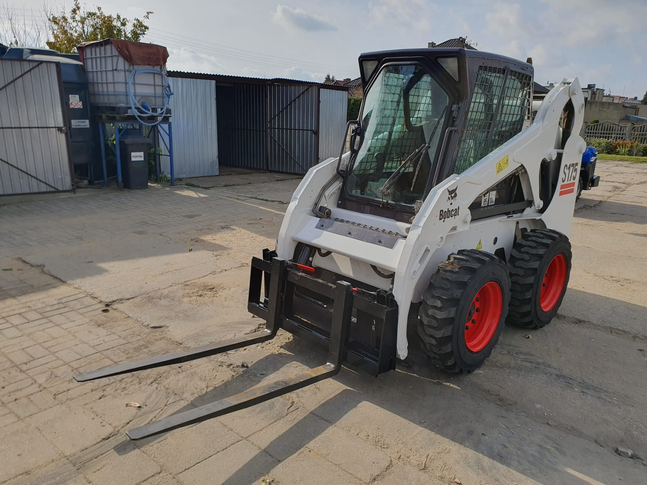 BOBCAT S175 - Minicargadora: foto 1 BOBCAT S175 - Minicargadora: foto 1
