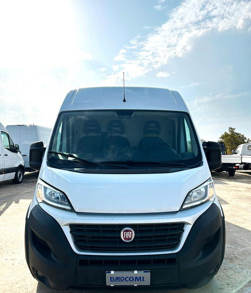 Fiat Ducato 2.3 mjt 150 cv LH2 - Furgón: foto 2 Fiat Ducato 2.3 mjt 150 cv LH2 - Furgón: foto 2