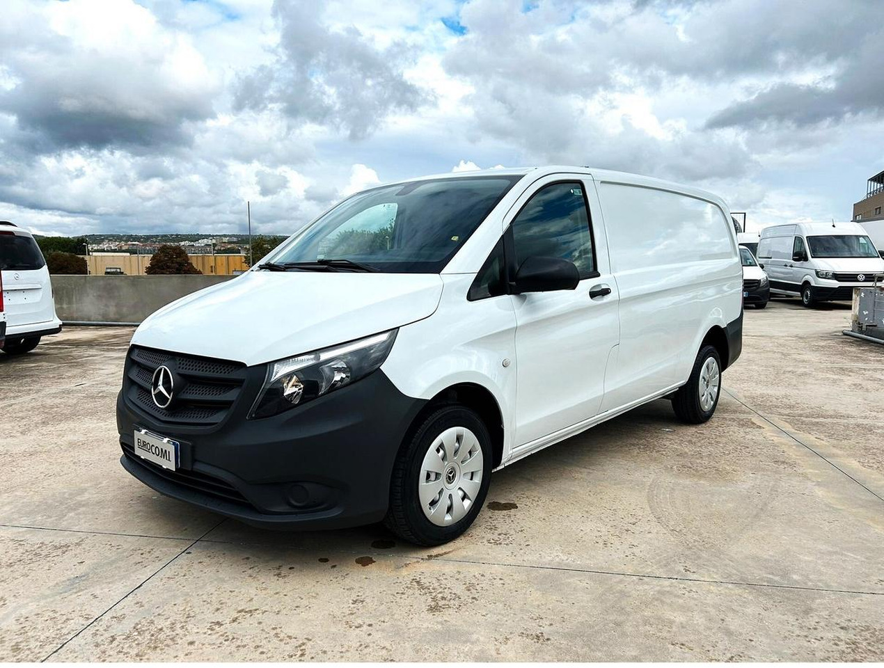 Mercedes Benz Vito 111 Furgone Long - Furgón: foto 1 Mercedes Benz Vito 111 Furgone Long - Furgón: foto 1
