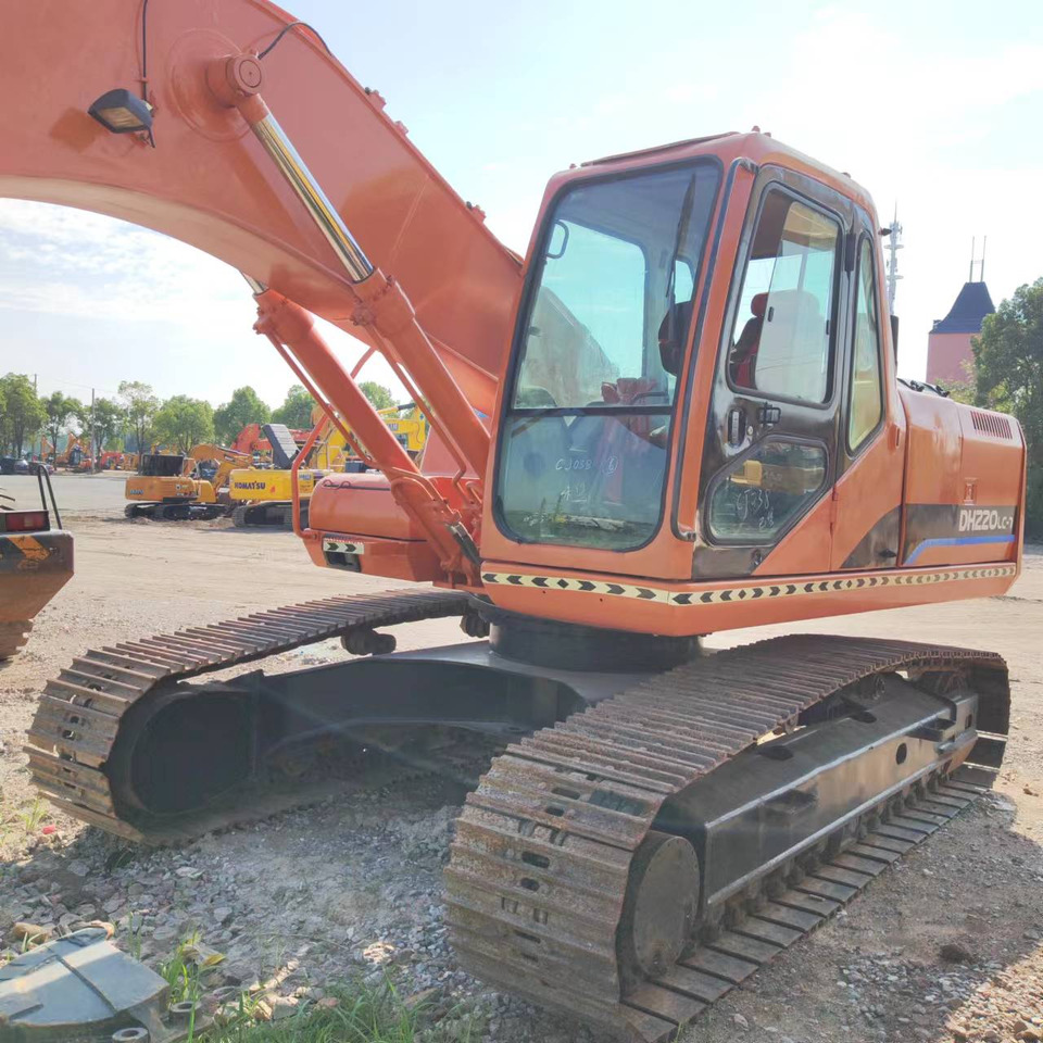 DOOSAN DH220 - Excavadora de cadenas: foto 4 DOOSAN DH220 - Excavadora de cadenas: foto 4