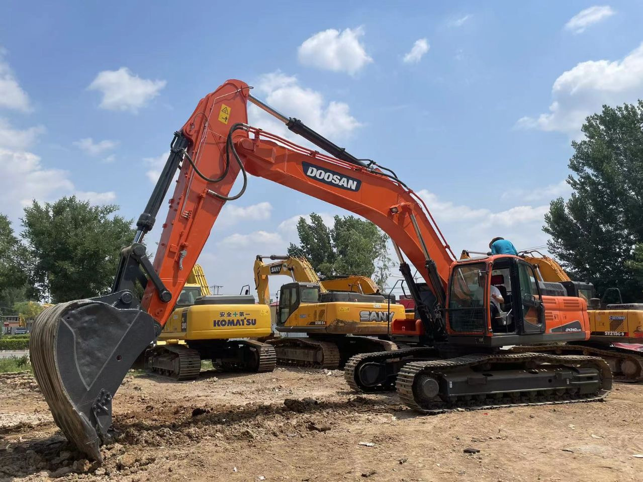 DOOSAN DX340 - Excavadora de cadenas: foto 3 DOOSAN DX340 - Excavadora de cadenas: foto 3