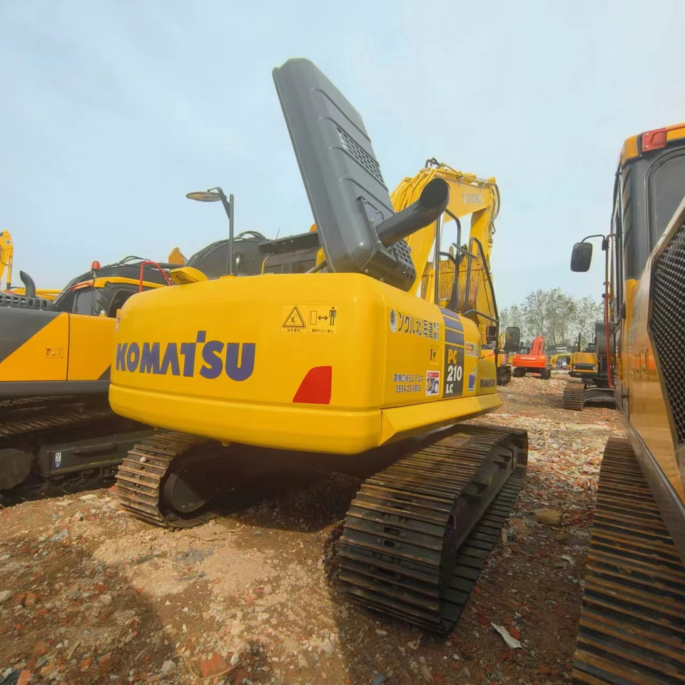 KOMATSU PC210LC - Excavadora de cadenas: foto 4 KOMATSU PC210LC - Excavadora de cadenas: foto 4