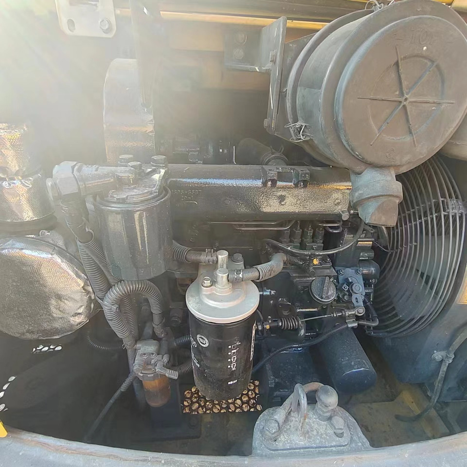 KOMATSU PC56 - Excavadora de cadenas: foto 3 KOMATSU PC56 - Excavadora de cadenas: foto 3