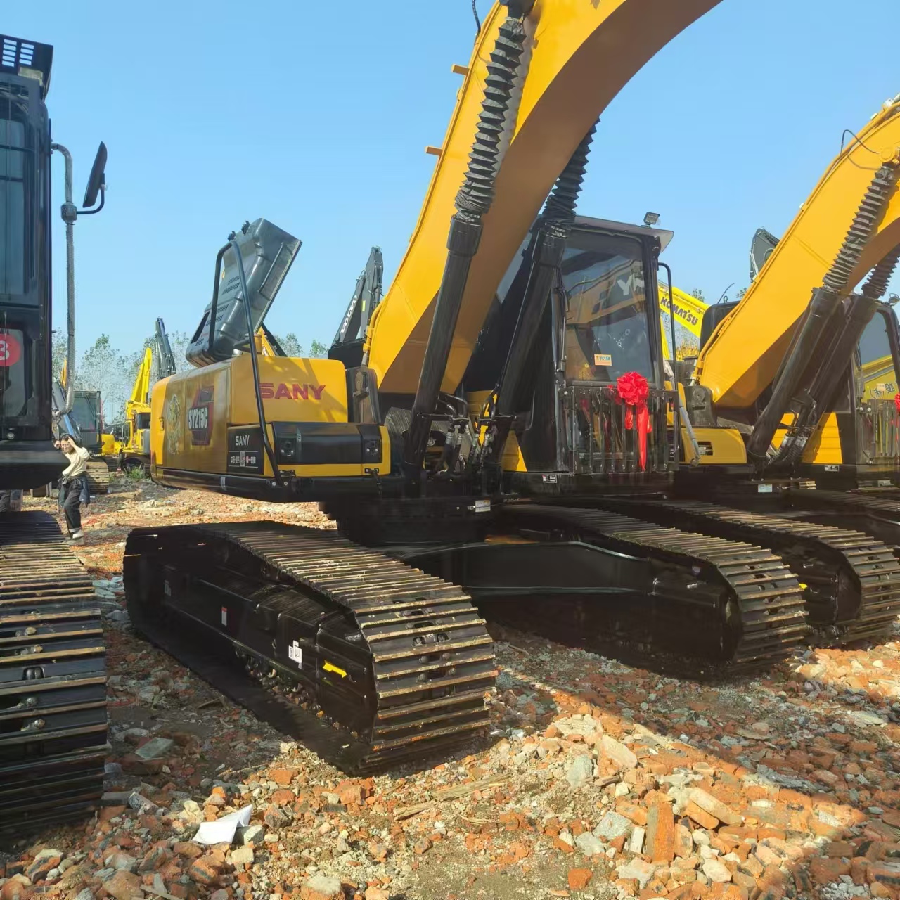 SANY SY215C - Excavadora de cadenas: foto 5 SANY SY215C - Excavadora de cadenas: foto 5