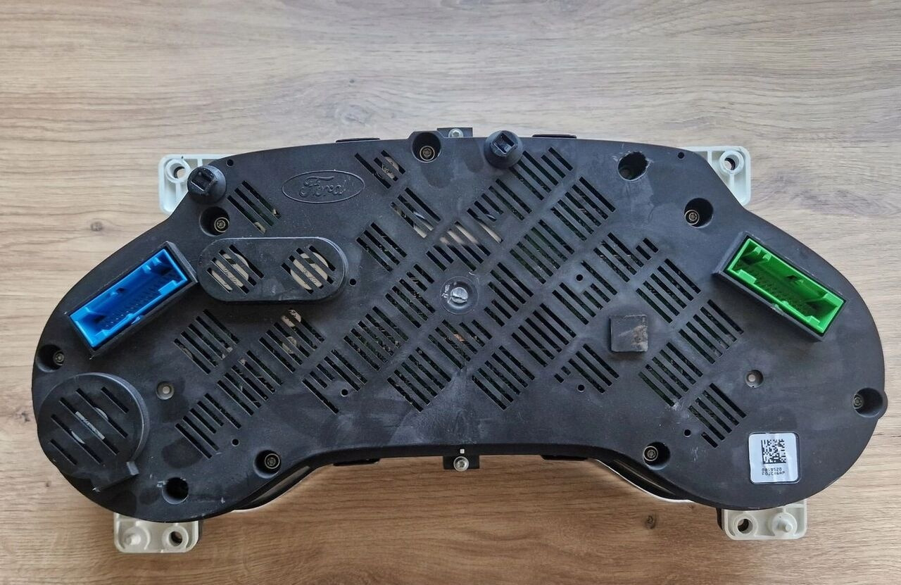 Bedford F-MAX JC46-10849-AP   Ford F-MAX - Salpicadero para Camión: foto 2 Bedford F-MAX JC46-10849-AP   Ford F-MAX - Salpicadero para Camión: foto 2