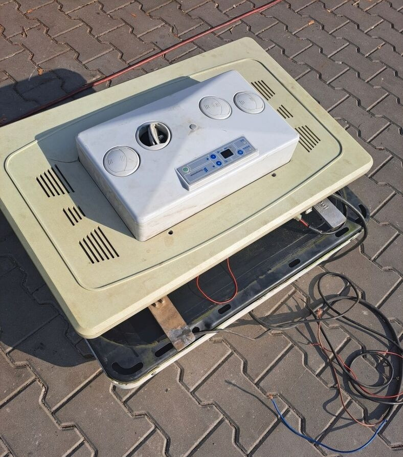 KLIMATYZACJA POSTOJOWA EBERSPACHER COOLTRONIC 1400 - Calefacción/ Ventilación para Camión: foto 2 KLIMATYZACJA POSTOJOWA EBERSPACHER COOLTRONIC 1400 - Calefacción/ Ventilación para Camión: foto 2