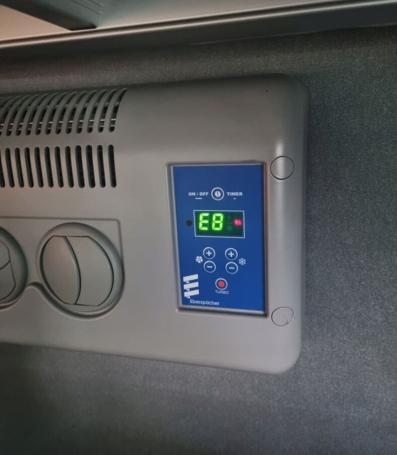 KLIMATYZACJA POSTOJOWA EBERSPACHER COOLTRONIC BACK 24V - Calefacción/ Ventilación para Camión: foto 3 KLIMATYZACJA POSTOJOWA EBERSPACHER COOLTRONIC BACK 24V - Calefacción/ Ventilación para Camión: foto 3