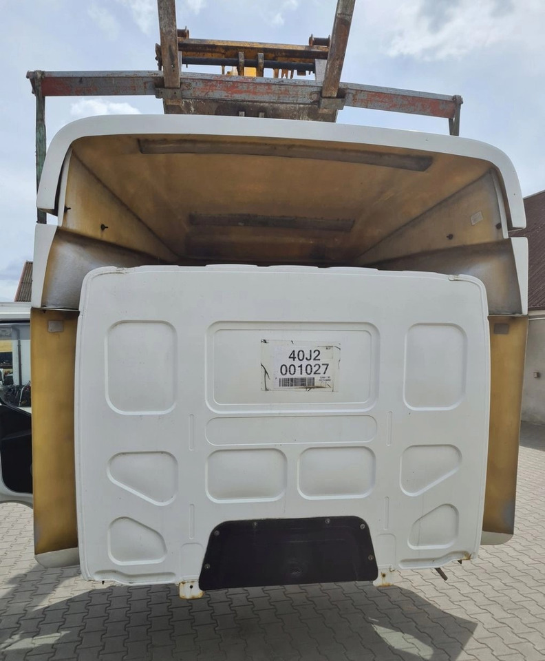 KOMPLETNA RENAULT GAMA D12 D EURO 6 NISKA - Cabina: foto 5 KOMPLETNA RENAULT GAMA D12 D EURO 6 NISKA - Cabina: foto 5