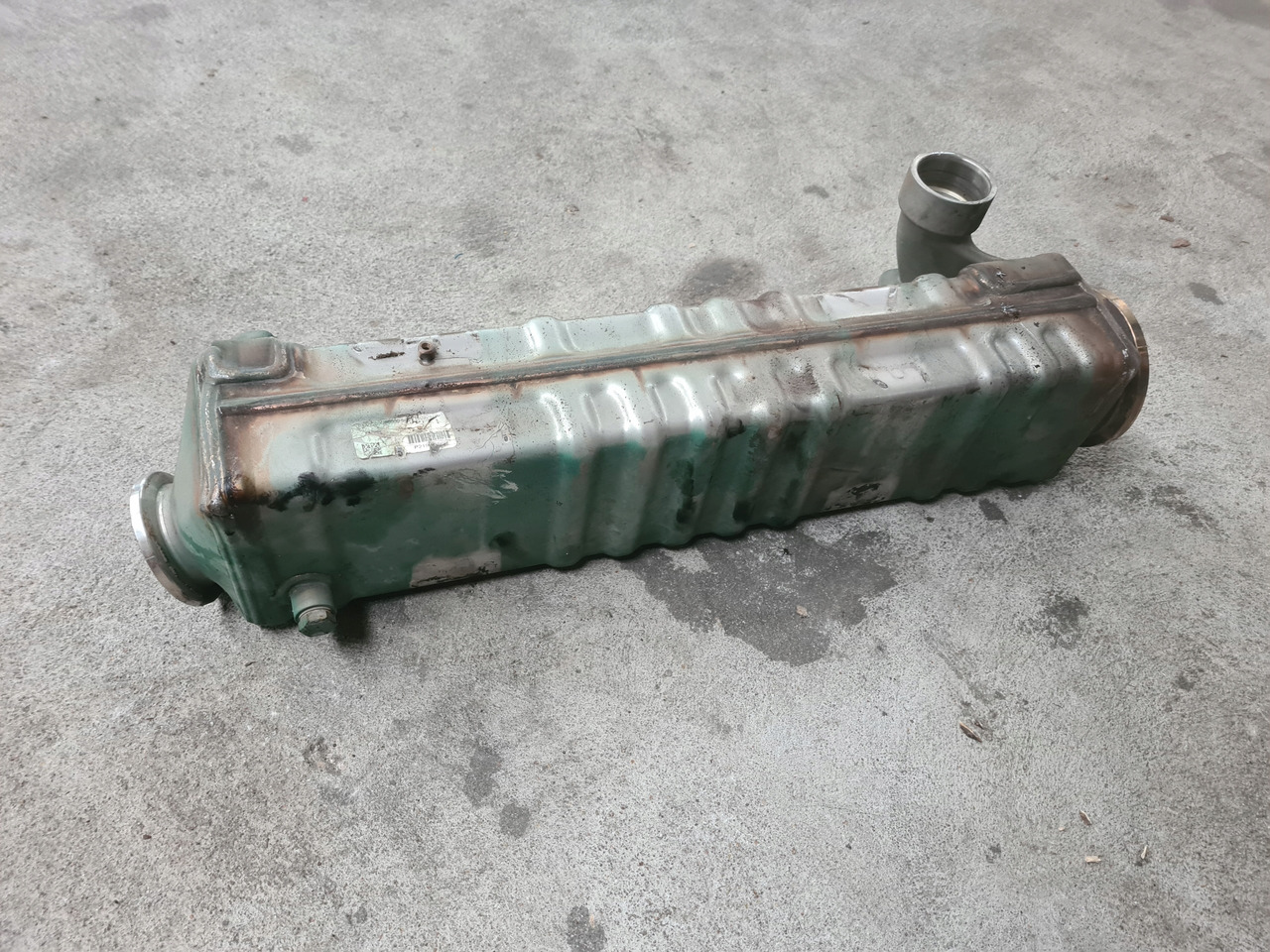 VOLVO 21944868 - Enfriador EGR: foto 2 VOLVO 21944868 - Enfriador EGR: foto 2