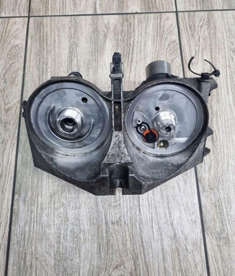 VOLVO PODSTAWA FILTRÓW PALIWA VOLVO FH FM 4 RENAULT GAMA T C K RANGE - Sistema de combustible para Camión: foto 2 VOLVO PODSTAWA FILTRÓW PALIWA VOLVO FH FM 4 RENAULT GAMA T C K RANGE - Sistema de combustible para Camión: foto 2