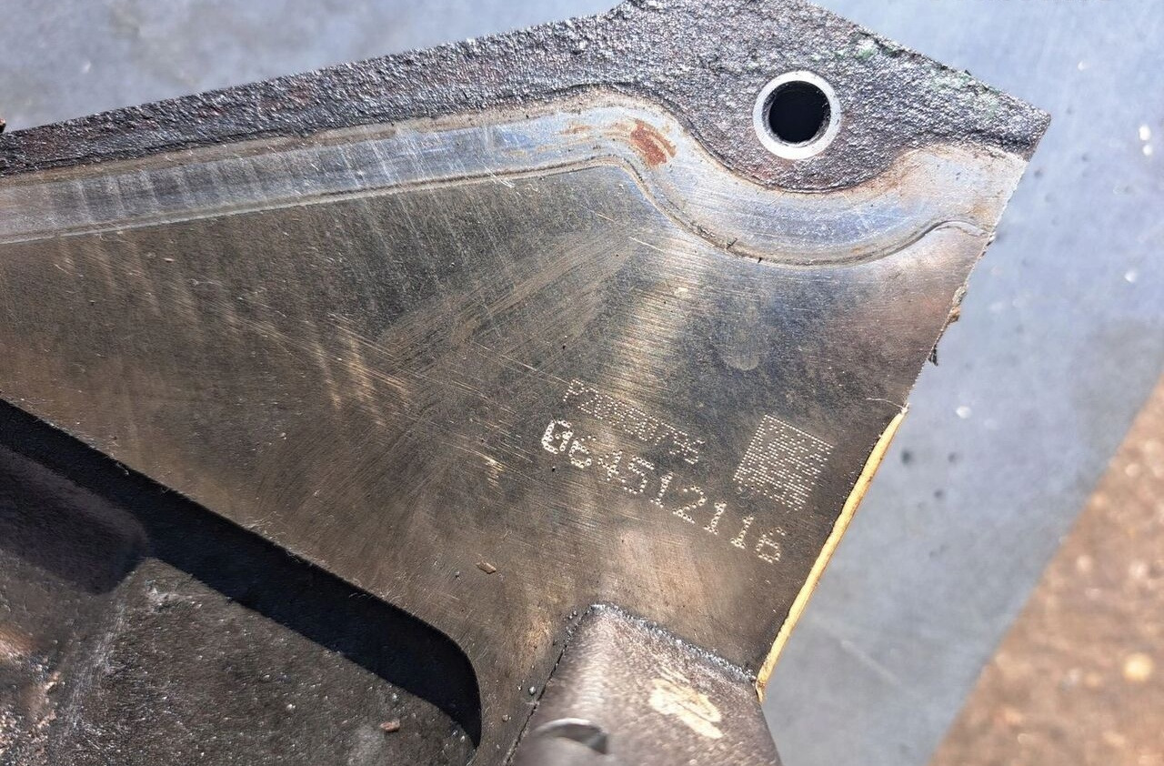 Volvo GŁOWICA SILNIKA FH 16 D16E Volvo - Cabezal de bloque para Camión: foto 3 Volvo GŁOWICA SILNIKA FH 16 D16E Volvo - Cabezal de bloque para Camión: foto 3