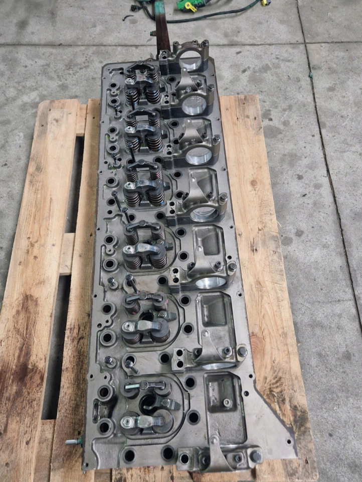 Volvo GŁOWICA SILNIKA FH 16 D16K EURO 6 Volvo VOLVO FH 16 D16K EURO 6 22184000 154511429 - Cabezal de bloque para Camión: foto 2 Volvo GŁOWICA SILNIKA FH 16 D16K EURO 6 Volvo VOLVO FH 16 D16K EURO 6 22184000 154511429 - Cabezal de bloque para Camión: foto 2