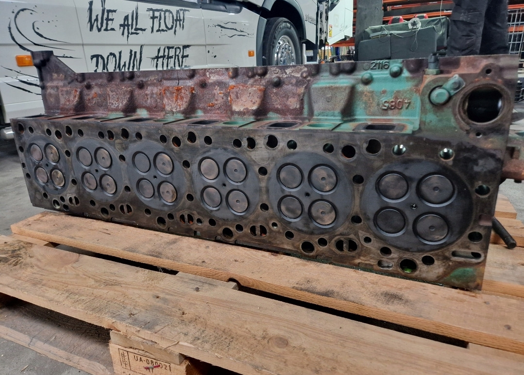 Volvo GŁOWICA SILNIKA FH 16 D16K EURO 6 Volvo VOLVO FH 16 D16K EURO 6 22184000 154511429 - Cabezal de bloque para Camión: foto 5 Volvo GŁOWICA SILNIKA FH 16 D16K EURO 6 Volvo VOLVO FH 16 D16K EURO 6 22184000 154511429 - Cabezal de bloque para Camión: foto 5