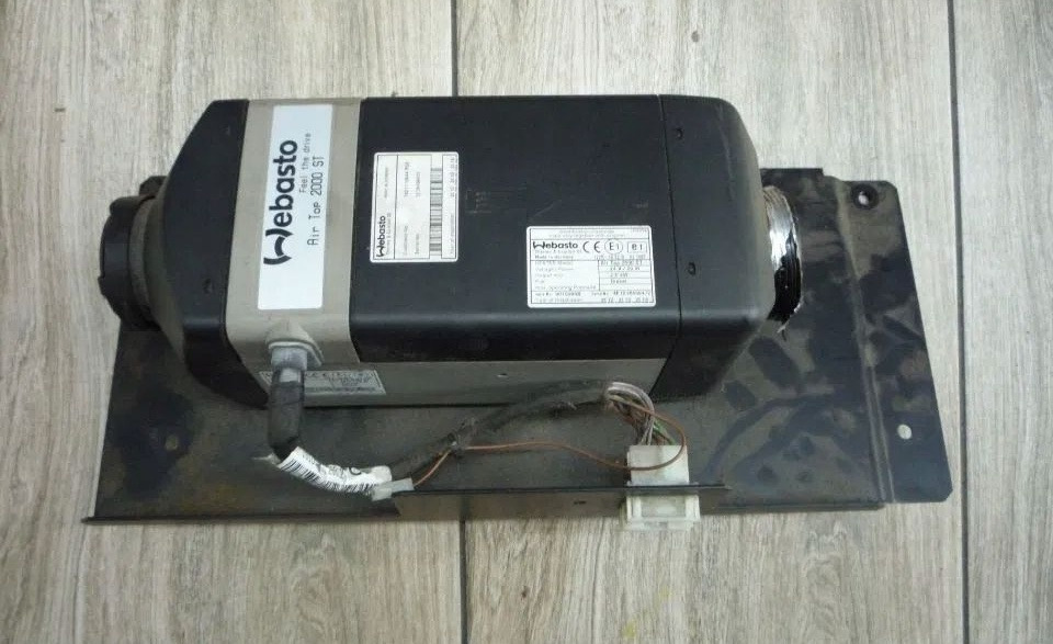 Webasto DEWASTO AIR TOP 2000 ST Renault MAGNUM DXI - Calefacción/ Ventilación para Camión: foto 2 Webasto DEWASTO AIR TOP 2000 ST Renault MAGNUM DXI - Calefacción/ Ventilación para Camión: foto 2