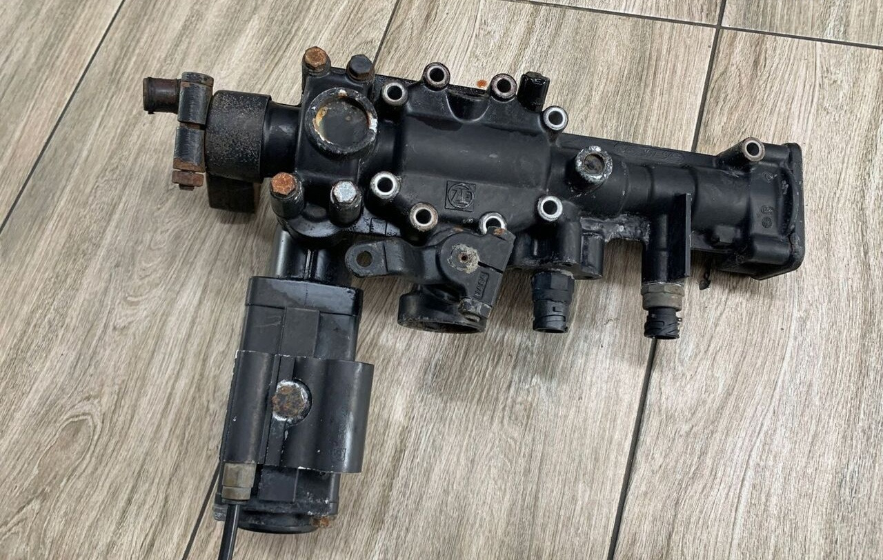 ZF WYBIERAK BIEGÓW ZF 6s850 RENAULT MIDLUM VOLVO FL 1346307046 - Caja de cambios y piezas para Camión: foto 2 ZF WYBIERAK BIEGÓW ZF 6s850 RENAULT MIDLUM VOLVO FL 1346307046 - Caja de cambios y piezas para Camión: foto 2