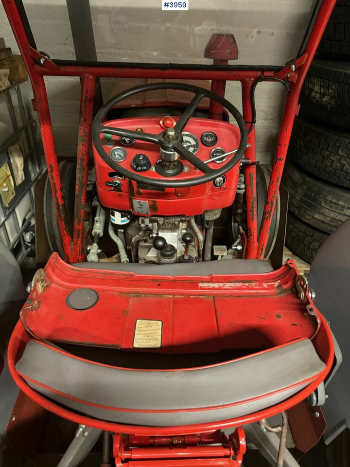 1971 Massey Ferguson 135 - Tractor: foto 4 1971 Massey Ferguson 135 - Tractor: foto 4