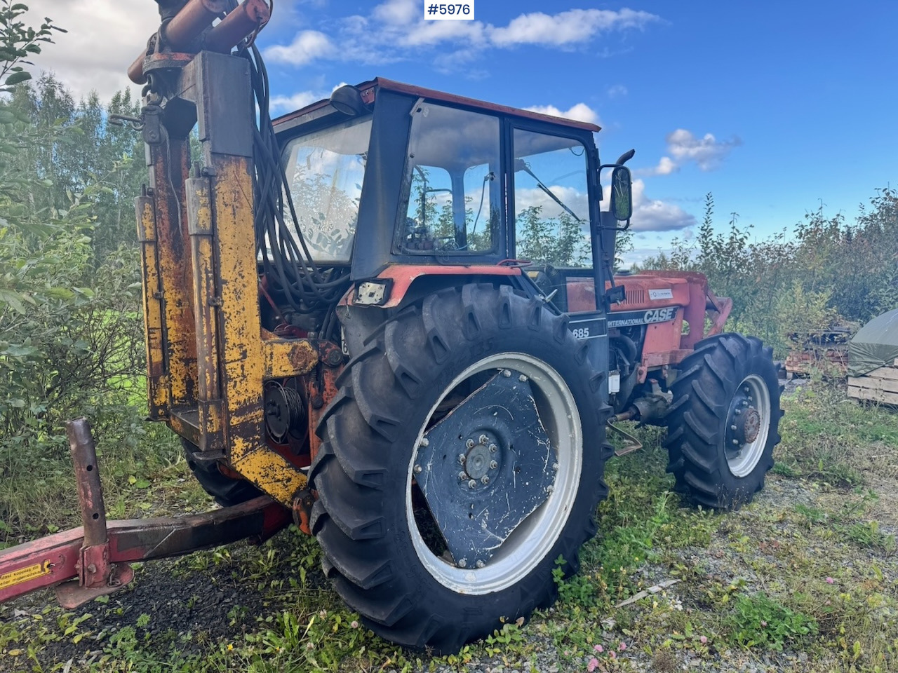 1985 Case International 685 with Log Trailer - Tractor: foto 3 1985 Case International 685 with Log Trailer - Tractor: foto 3