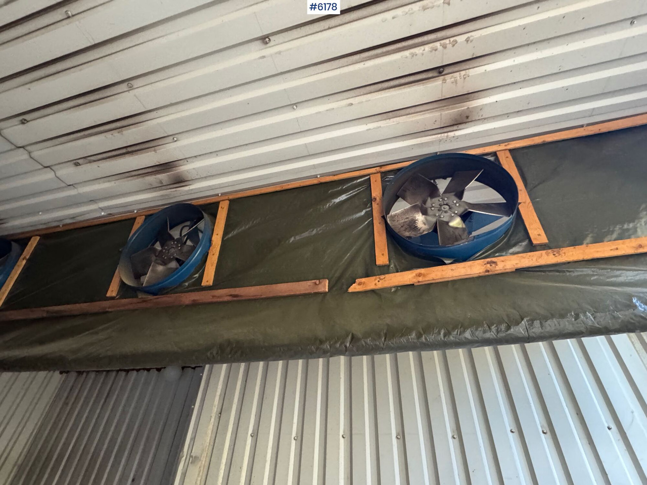 1997 Dryfinn 15 drying unit with circulation fans and trolley - Equipo de climatización industrial: foto 4 1997 Dryfinn 15 drying unit with circulation fans and trolley - Equipo de climatización industrial: foto 4