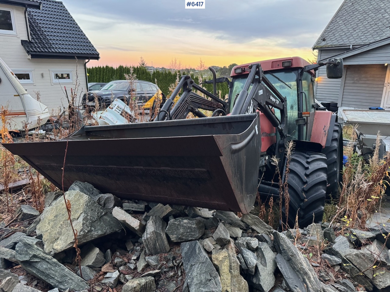 1999 Case IH Maxxum MX 100C w/ front loader, bucket and blade. Repair object. - Tractor: foto 5 1999 Case IH Maxxum MX 100C w/ front loader, bucket and blade. Repair object. - Tractor: foto 5