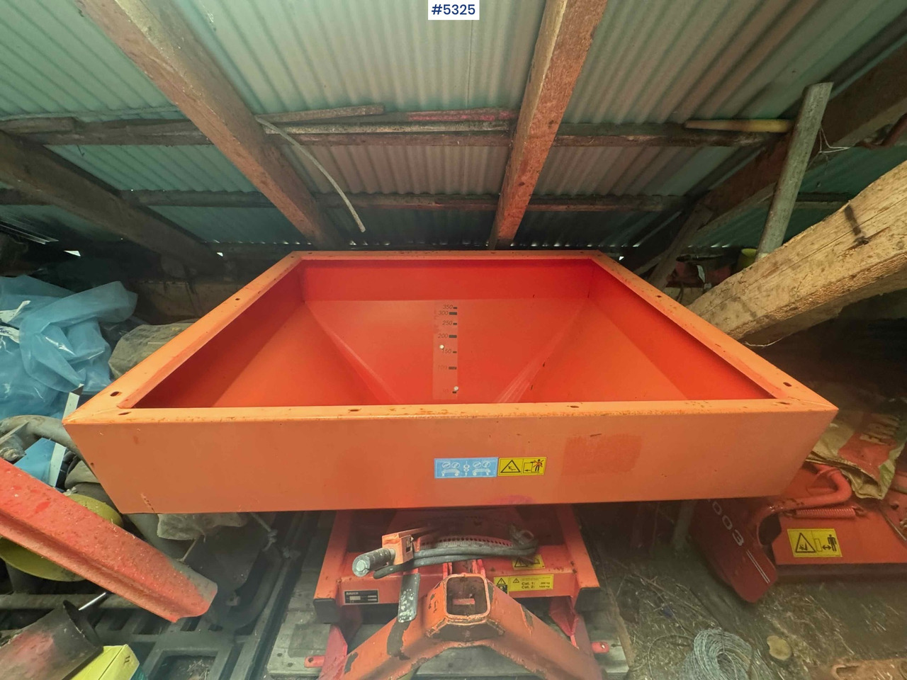 1999 Rauch MDS 81 fertilizer spreader - Esparcidor de fertilizantes: foto 4 1999 Rauch MDS 81 fertilizer spreader - Esparcidor de fertilizantes: foto 4