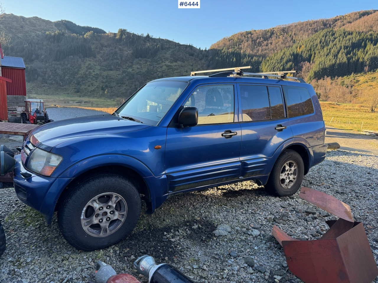 2000 Mitsubishi Pajero GLX with 7 seats - Coche: foto 1 2000 Mitsubishi Pajero GLX with 7 seats - Coche: foto 1