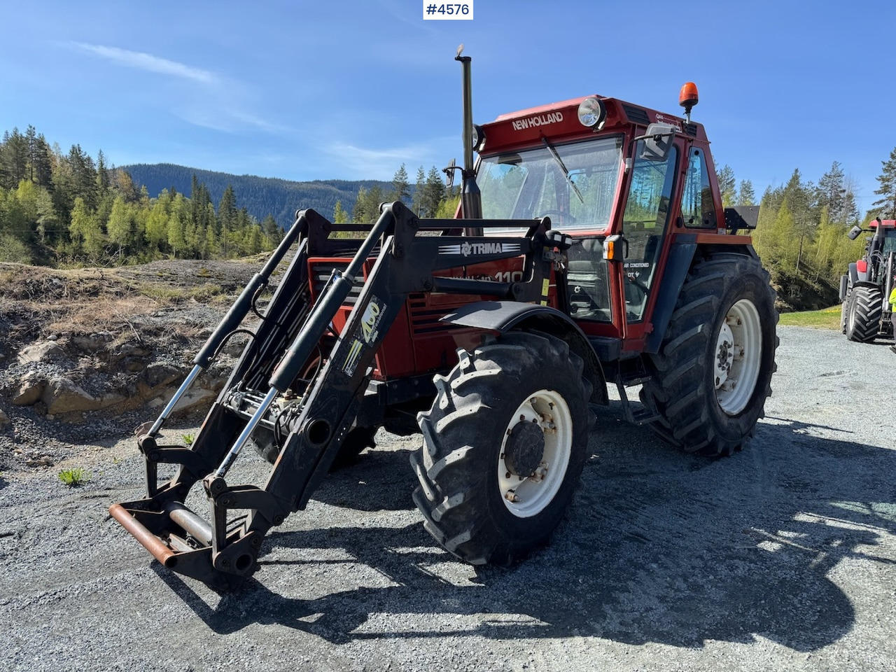 2002 Fiat 110-90 DT w/front loader. 1590 hours! - Tractor: foto 3 2002 Fiat 110-90 DT w/front loader. 1590 hours! - Tractor: foto 3