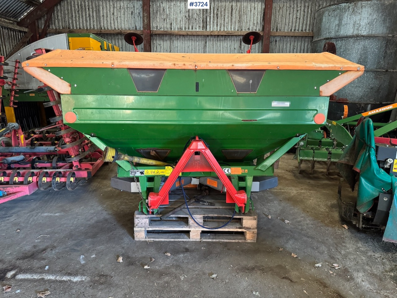2005 Amazone ZA-M 1500 - Esparcidor de fertilizantes: foto 1 2005 Amazone ZA-M 1500 - Esparcidor de fertilizantes: foto 1