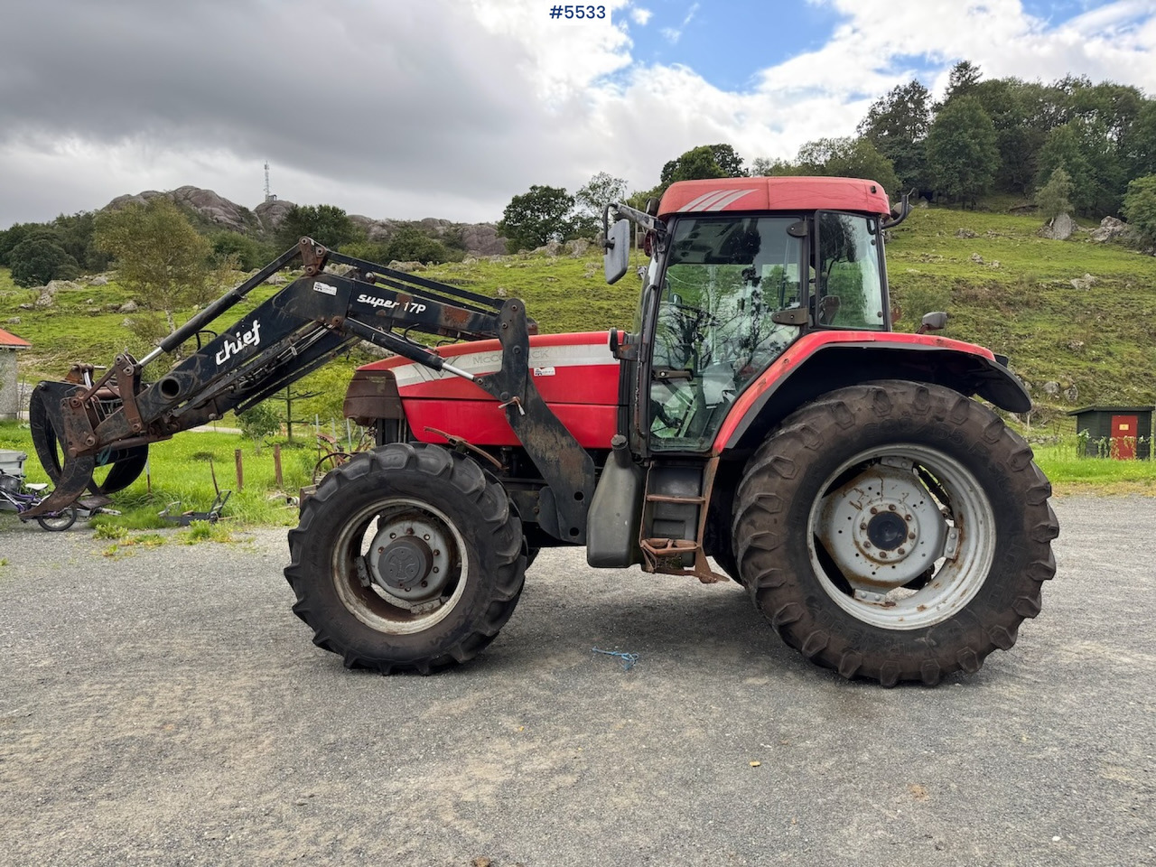 2009 McCormick MTX 150 w/ Front loader - Tractor: foto 5 2009 McCormick MTX 150 w/ Front loader - Tractor: foto 5