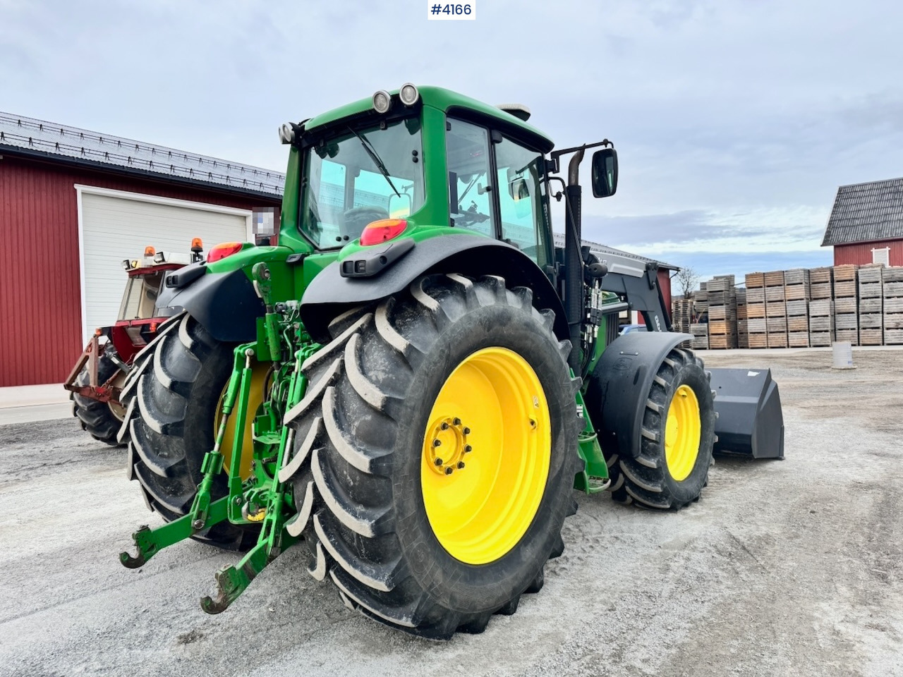 2010 John Deere 7430 w/ Front loader and GPS. 3760 hours! - Tractor: foto 5 2010 John Deere 7430 w/ Front loader and GPS. 3760 hours! - Tractor: foto 5